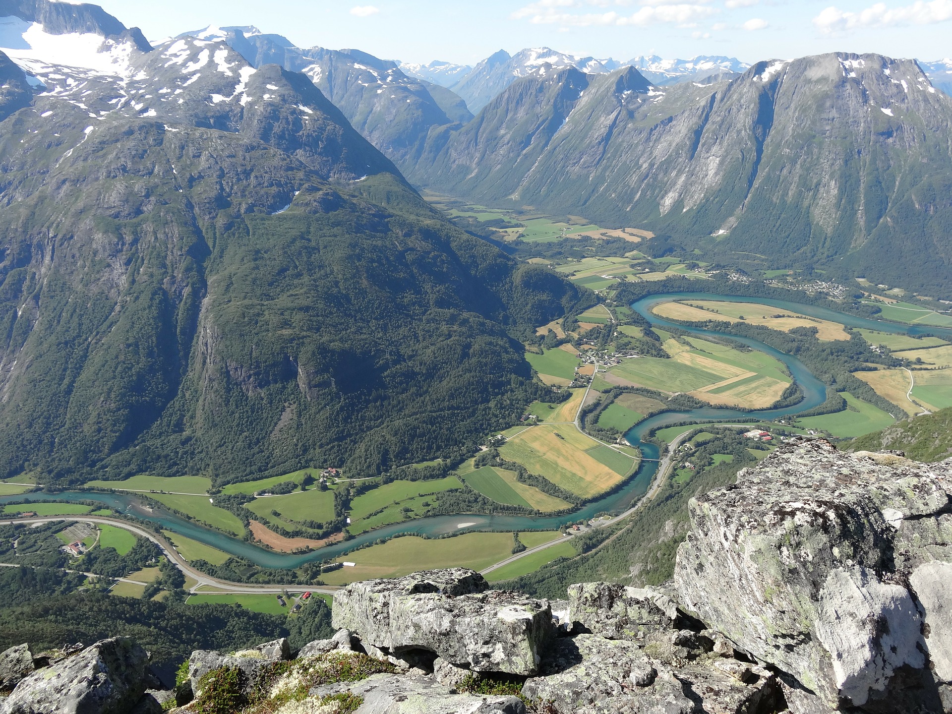 Vergezichten over het Noorse landschap