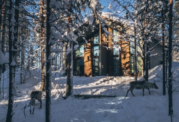 Nova Skyland Hotel is in de Finse bossen gelegen