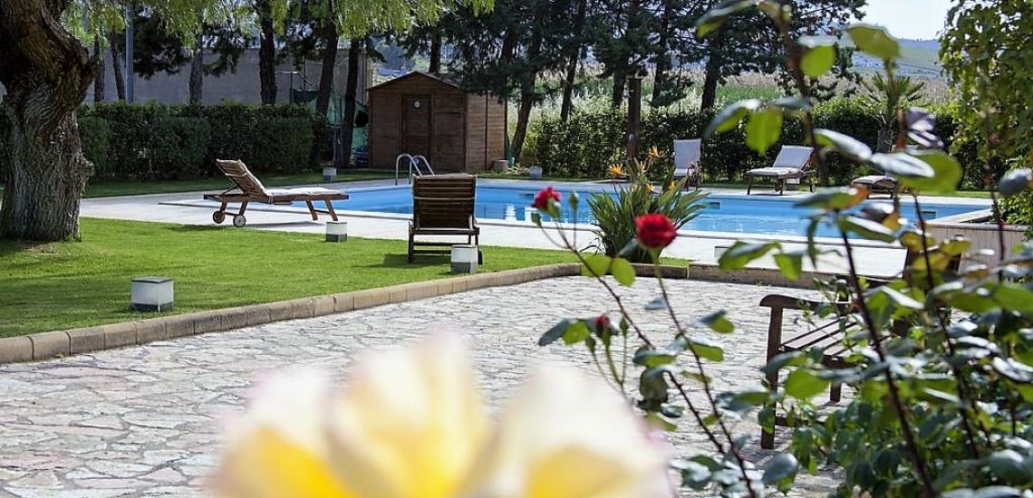 Villa Seta zwembad met tuin