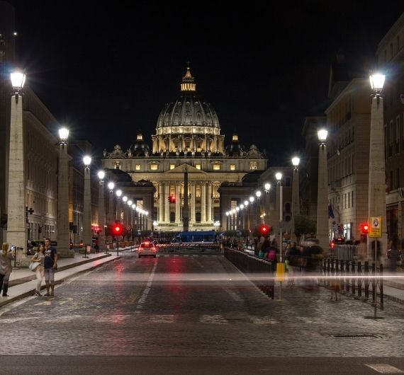 Vaticaanstad is een must wanneer je op rondreis bent in Rome