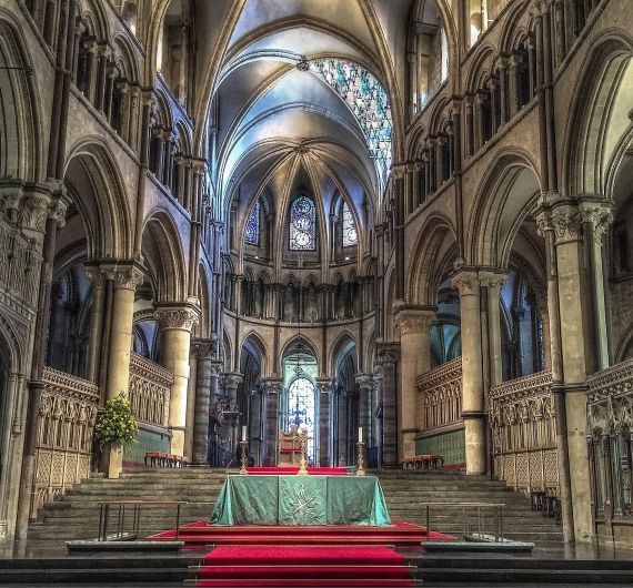 In Canterbury vind je de beroemdste kathedraal van Engeland
