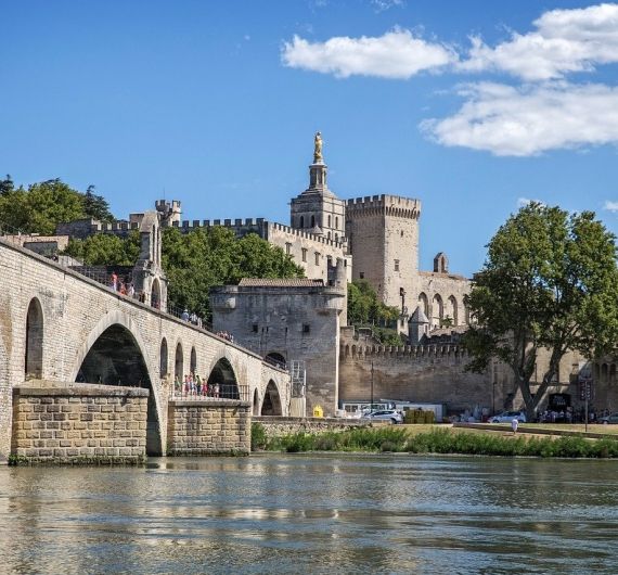 Sur le pont d'Avignon wordt er veel gedanst