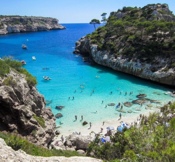 Mallorca staat bekend om haar vele mooie stranden