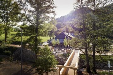 Geraldsauer Mühle is prachtig in de bossen gelegen